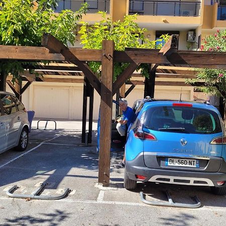 Appart Le Lavandou Bagian luar foto