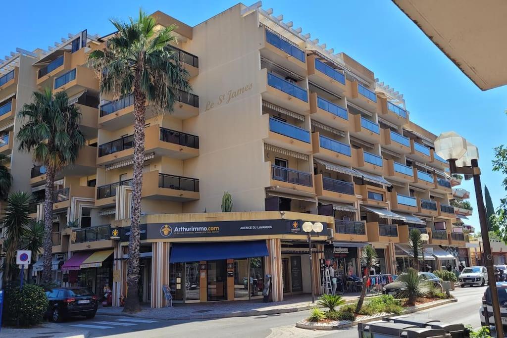 Appart Le Lavandou Bagian luar foto